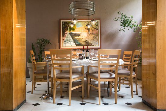 Alcorta Carnes y Vinos